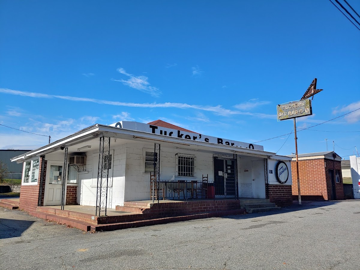 Tucker's Barbecue